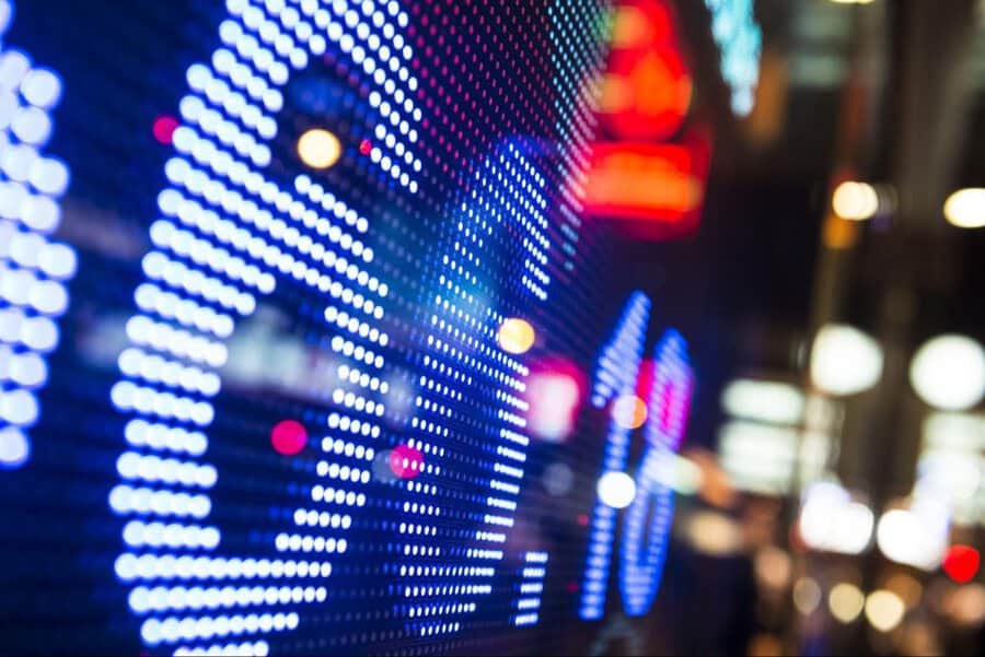 How AI Helps Keep Financial Data Safe In The Workplace